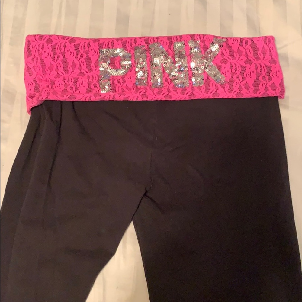 Victoria’s Secret Pink Cropped Yoga Pant